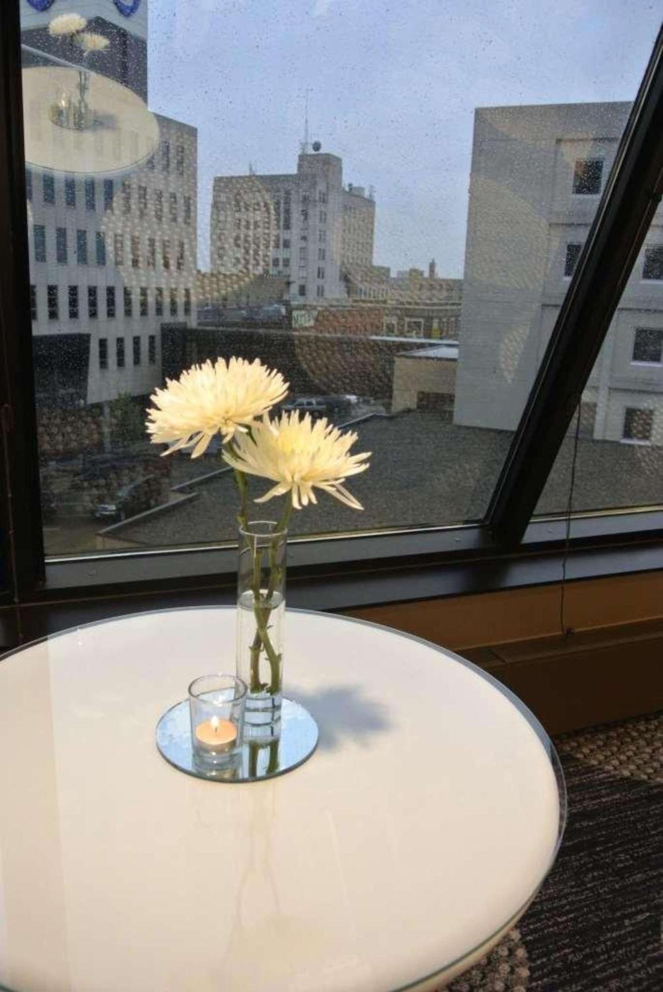 ホテル Radisson Blu ファーゴ エクステリア 写真